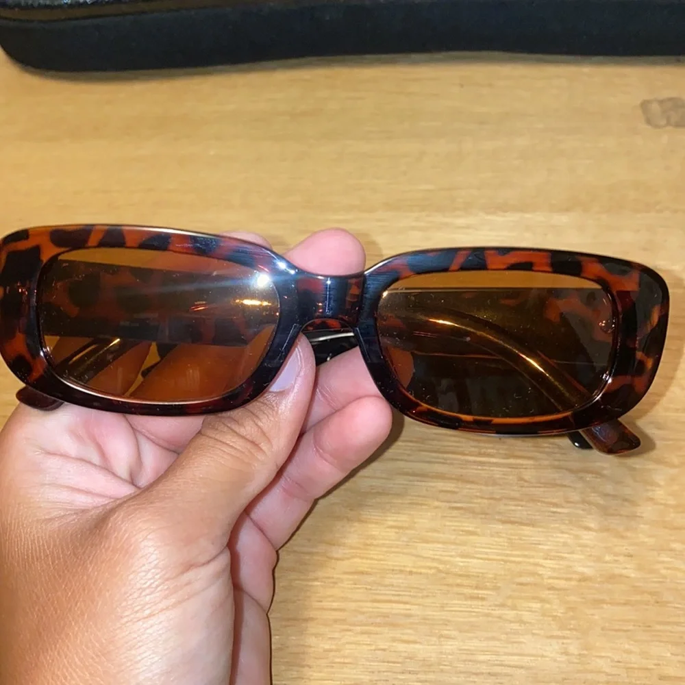 Rectangle sunglasses - Picture 3 of 4